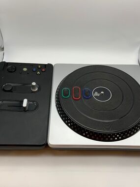 Vintage DJ Hero XBOX 360 Wireless Turntable Controller Untested AS IS For Parts